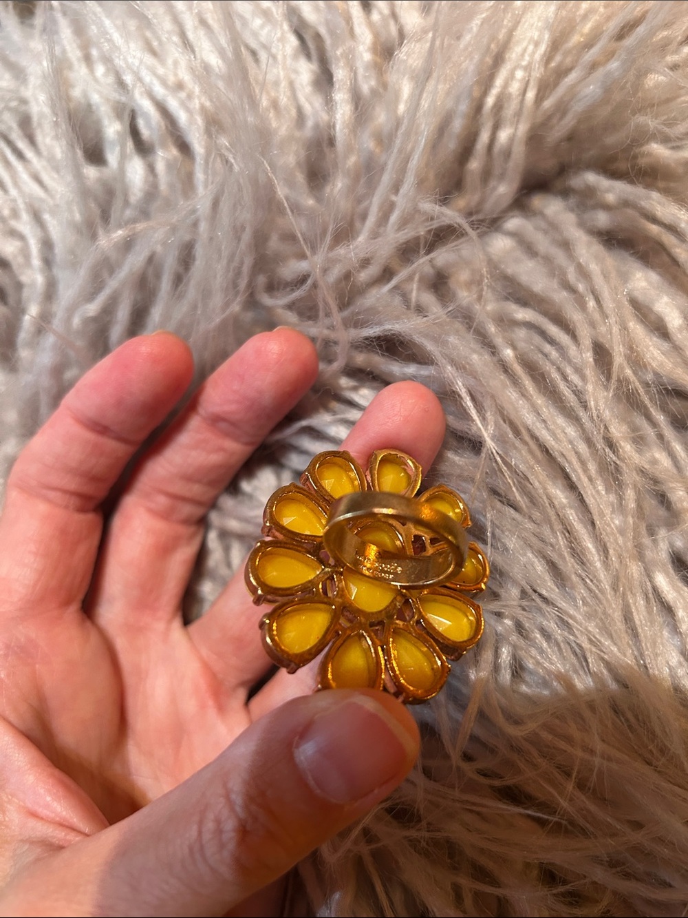 Vintage Kate Spade yellow flower ring - Picture 4 of 5